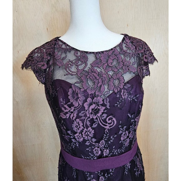JASMINE Black Label Purple Floral Lace Sheath Dress Size 4 - Picture 2 of 15